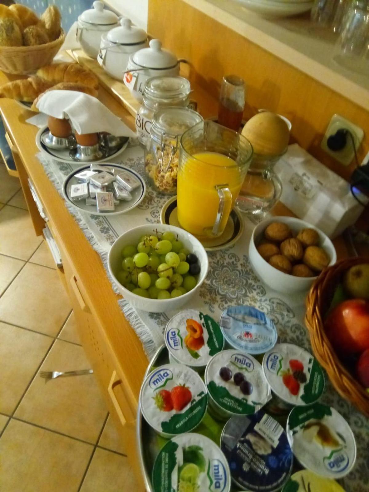 Garni Renzler Acomodação com café da manhã Rasun di Sopra Exterior foto